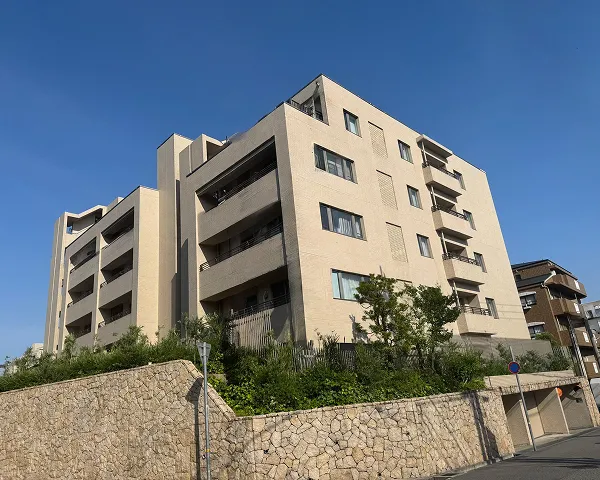 7階 33戸
